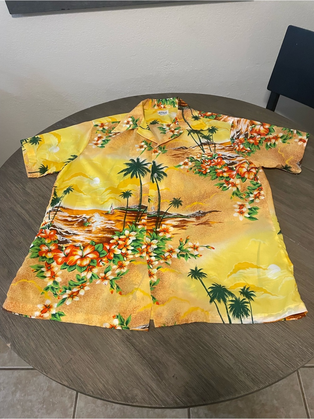 Vintage Kole Kole Yellow Hawaiian Floral Men’s Shirt